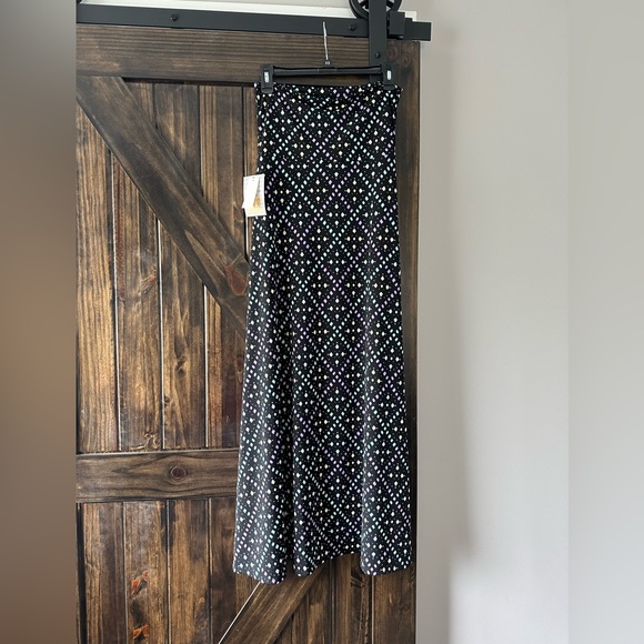 LuLaRoe Maxi Skirt - Picture 1 of 3